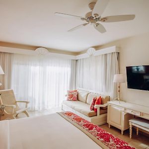 Premium King Room
